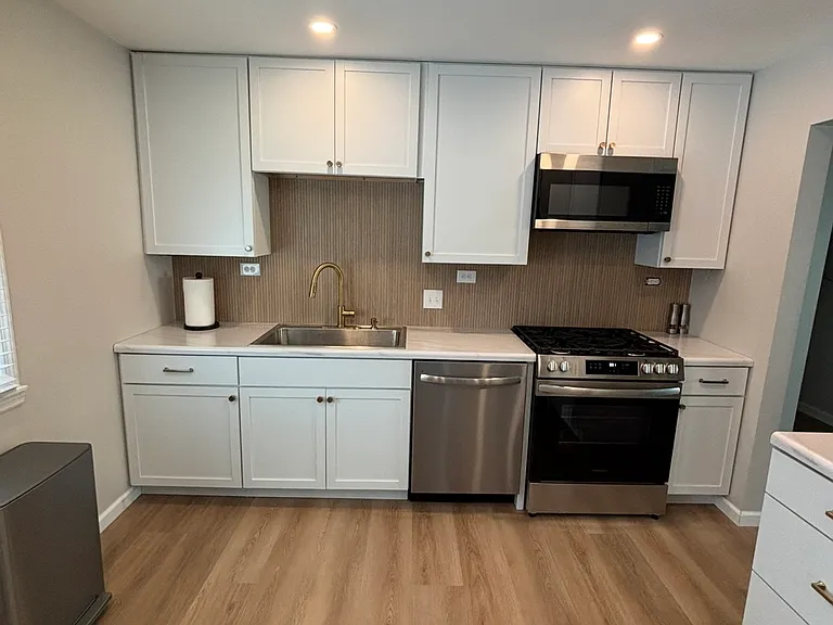 2207 Aspen Dr — Photo 6