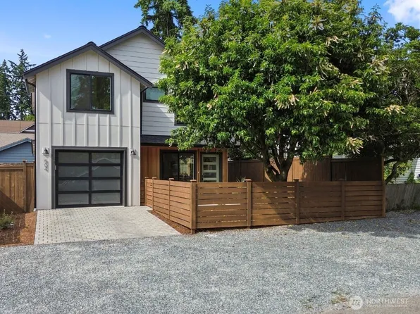 504 NE 123rd Street, Seattle, WA 98125