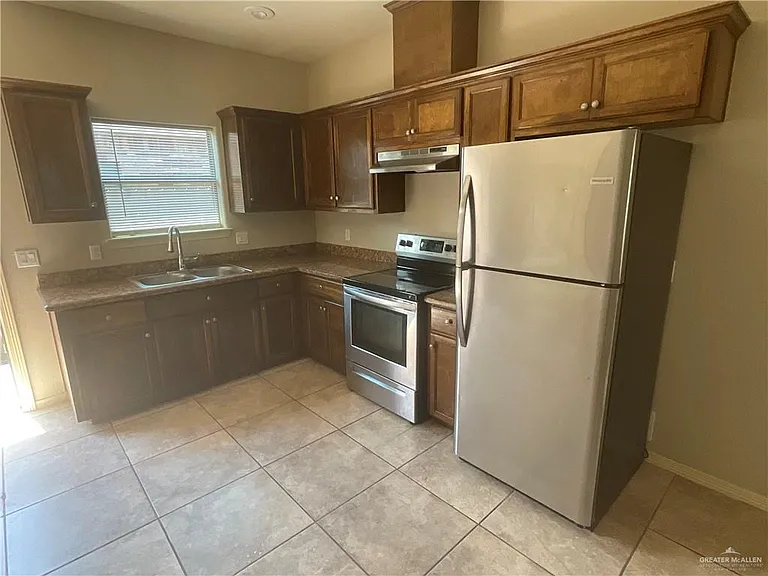 2707 E Garfield Ave #A — Photo 5