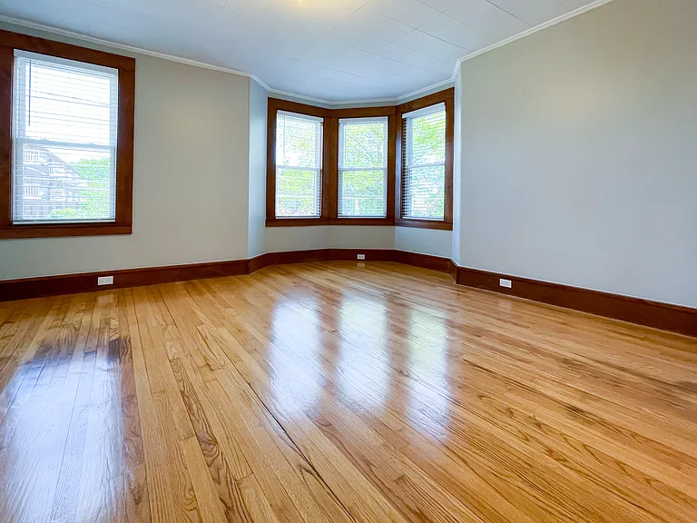 142 Pleasant St #2 — Photo 8