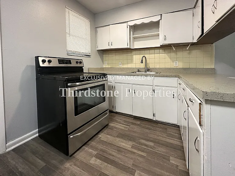 1160 Comanche St #4 — Photo 5
