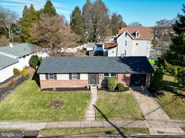 925 Cypress Ave, Elkins Park, PA 19027