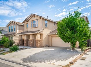 8325 Sienna Sand Dr, Sacramento, CA