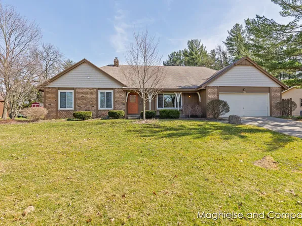 4944 Cedar Ridge Dr NE, Grand Rapids, MI 49525