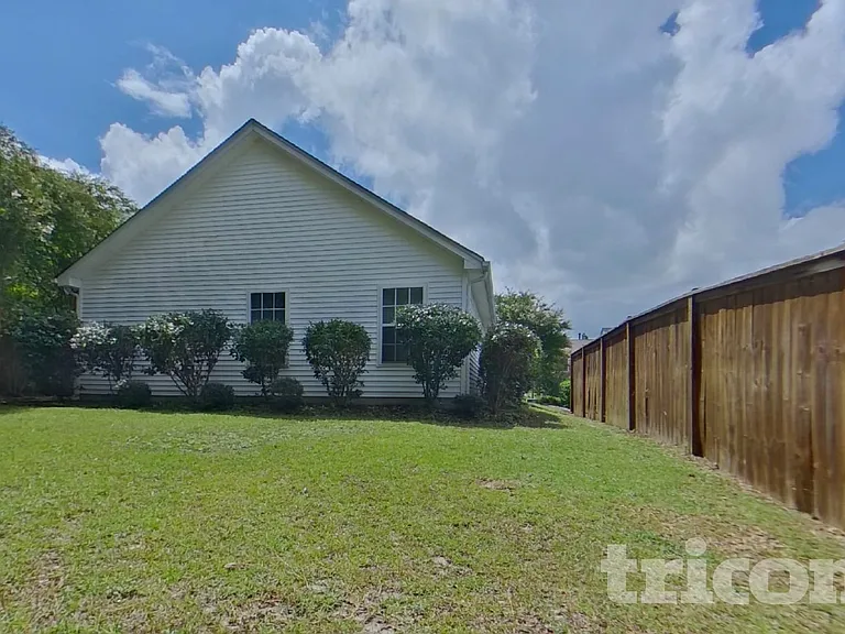 180 Riglaw Cir — Photo 16