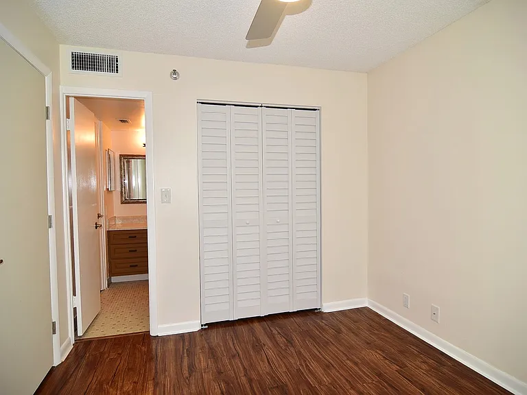400 E Colonial Dr #703 — Photo 18