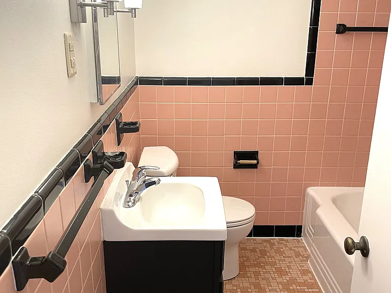 Dunlap Apartments — Photo 31