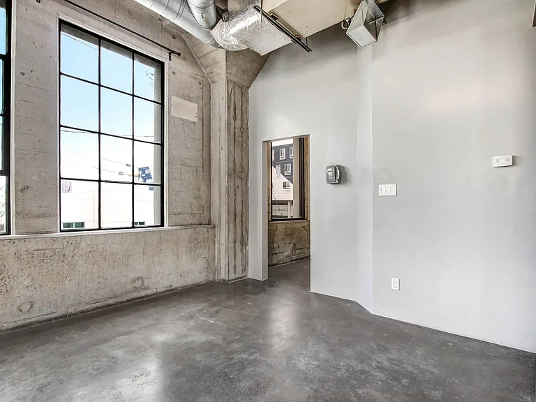 RiverFront live - Work Lofts — Photo 103
