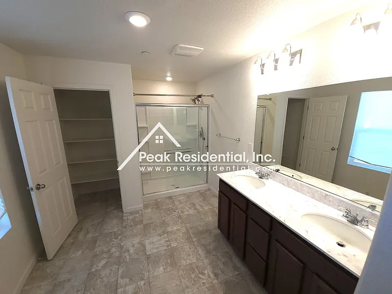 5343 Kankakee Dr — Photo 27