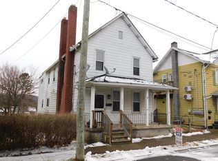 208 W Shirley St, Mount Union, PA 17066
