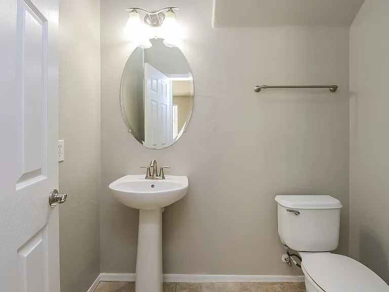 5416 W Fulton St — Photo 14