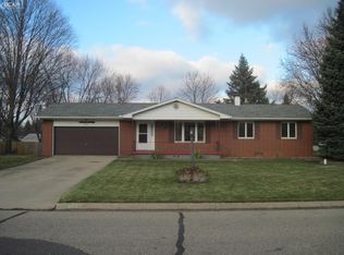 8085 Castleward Dr, Davison, MI