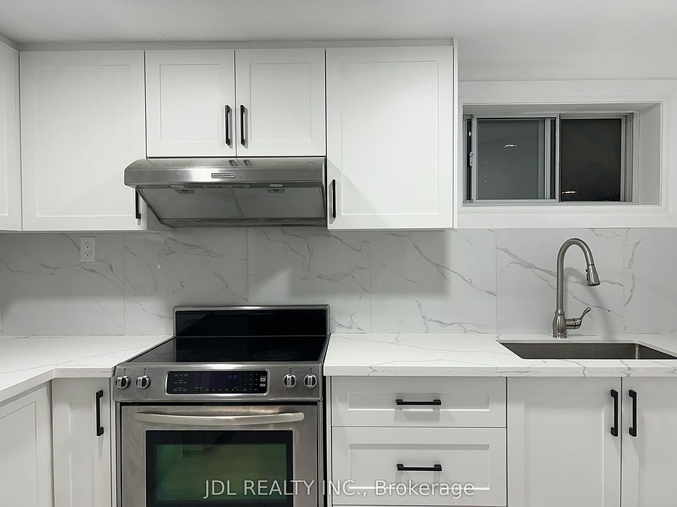 1st image of 110 Robinson St #A