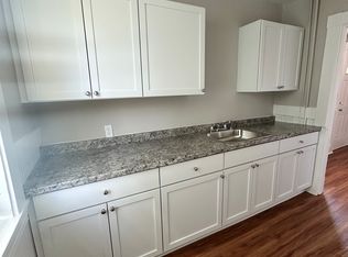213 Laurel St APT 4, Manchester, NH 03103
