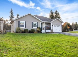 25 Gardiner Dr, Charlottetown, PE C1E0J7