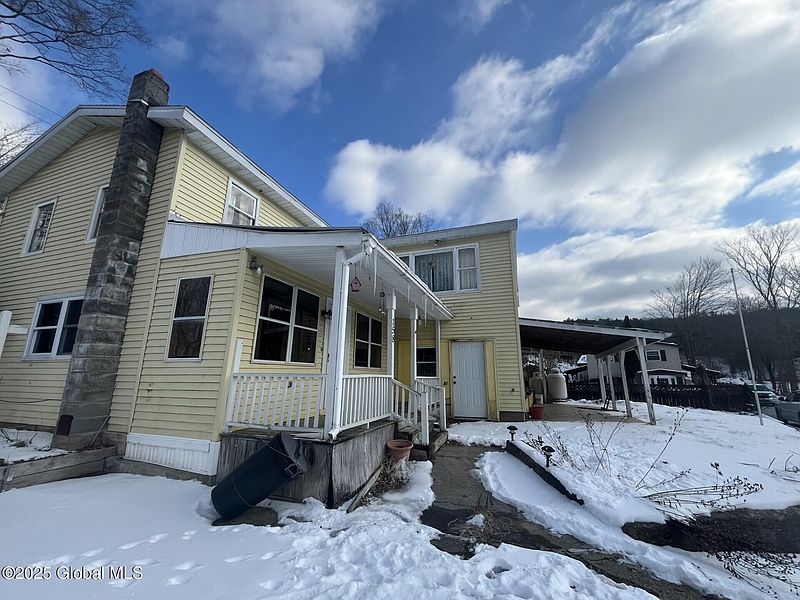 3rd image of 158 N Schodack Road