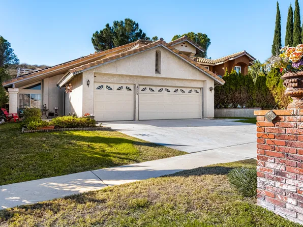 684 Terra Dr, Corona, CA 92879