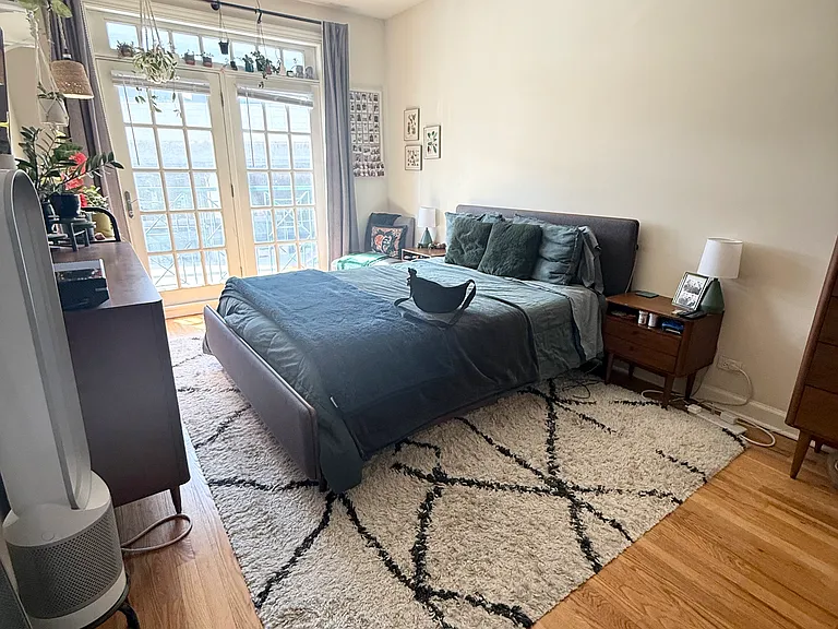 3343 N Clark St #2 — Photo 7