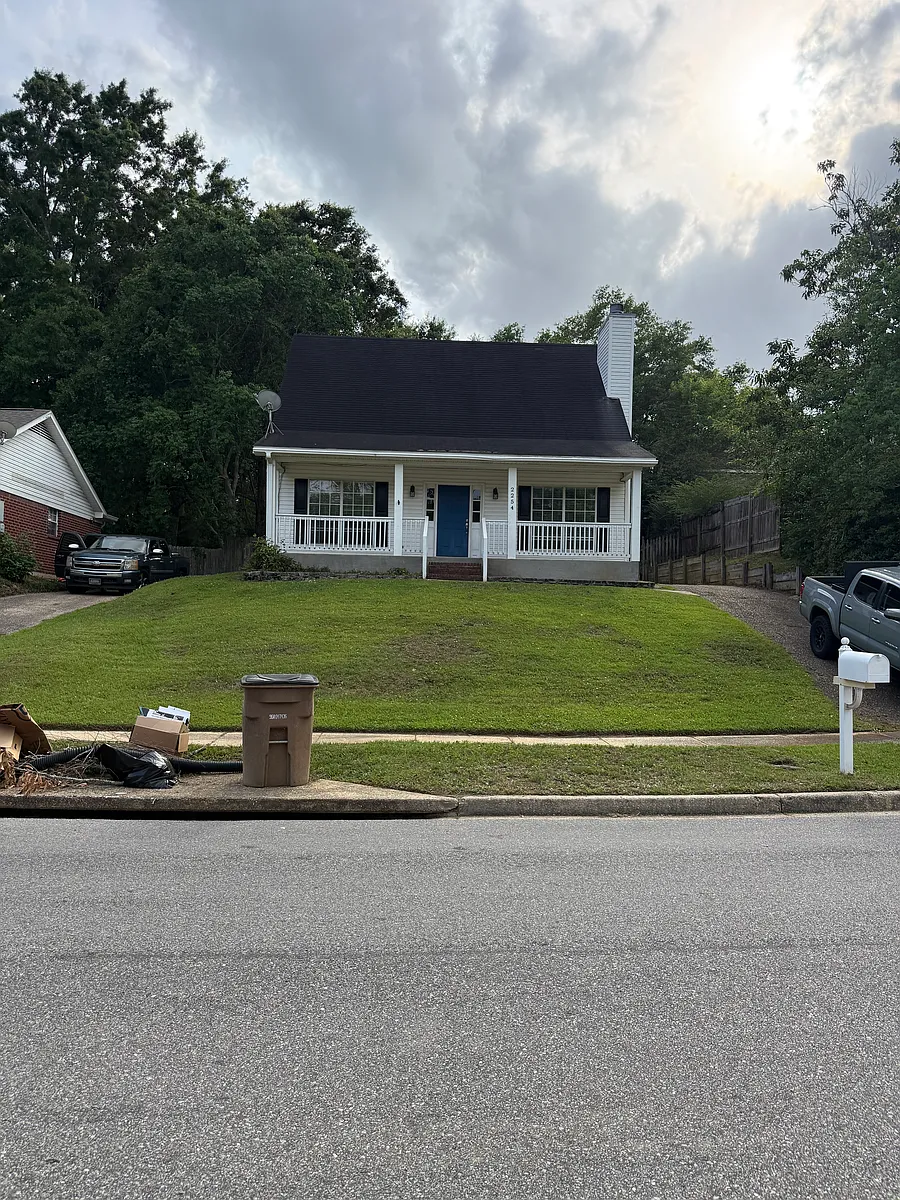 Building Photo - 2254 Woodlea Ct S