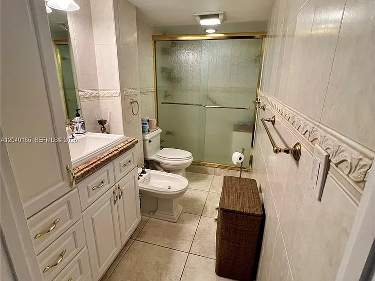 7135 Collins Ave #1523 — Photo 22