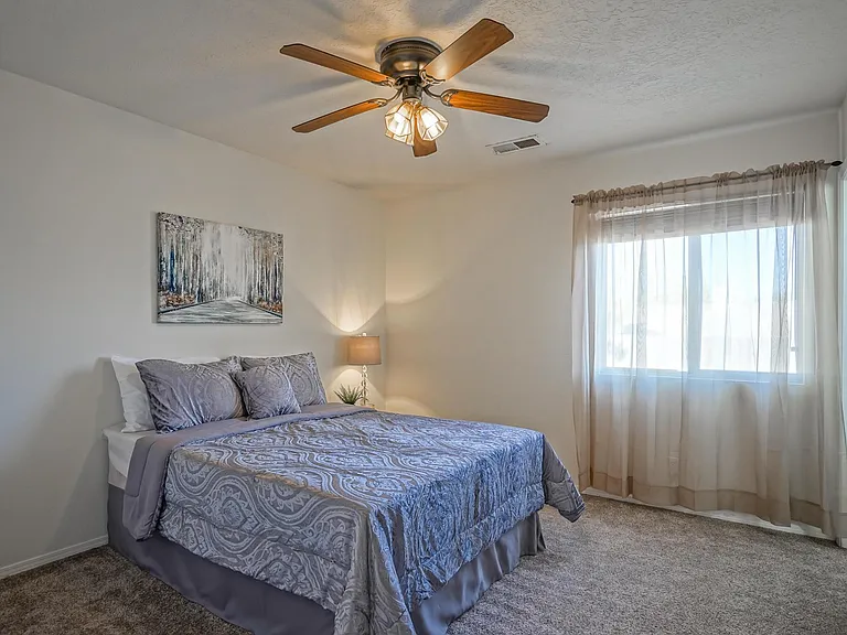 3146 Chama Meadows Dr NE — Photo 16