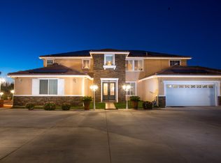 406 E Lago Lindo Rd, Palmdale, CA 93550