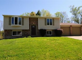 3077 Featherstone Dr, Burlington, KY 41005
