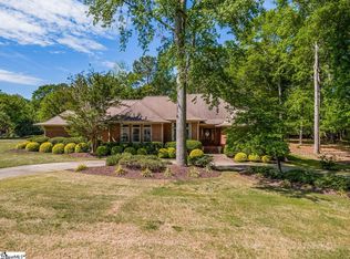 216 Muirfield Dr, Spartanburg, SC 29306