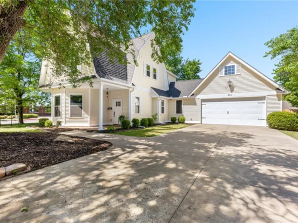 301 NW B St, Bentonville, AR 72712