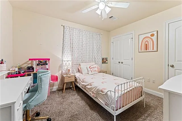 17014 Octavia St — Photo 15