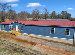 409 N Lenoir Ave, Rockwood, TN 37854