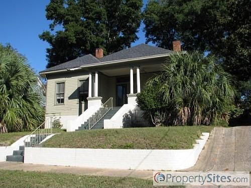 2nd image of 1412 E La Rua St
