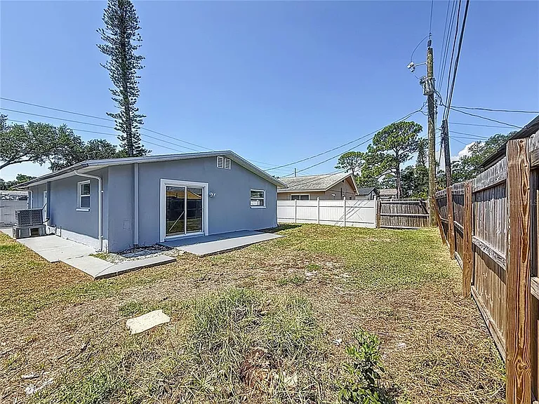 1755 Shore Acres Blvd NE — Photo 29