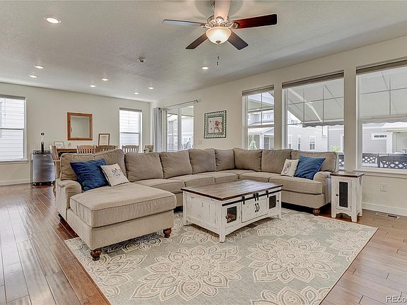 4th image of 884 Dakota Ln
