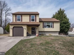 76 Argyle Ave, Blackwood, NJ 08012