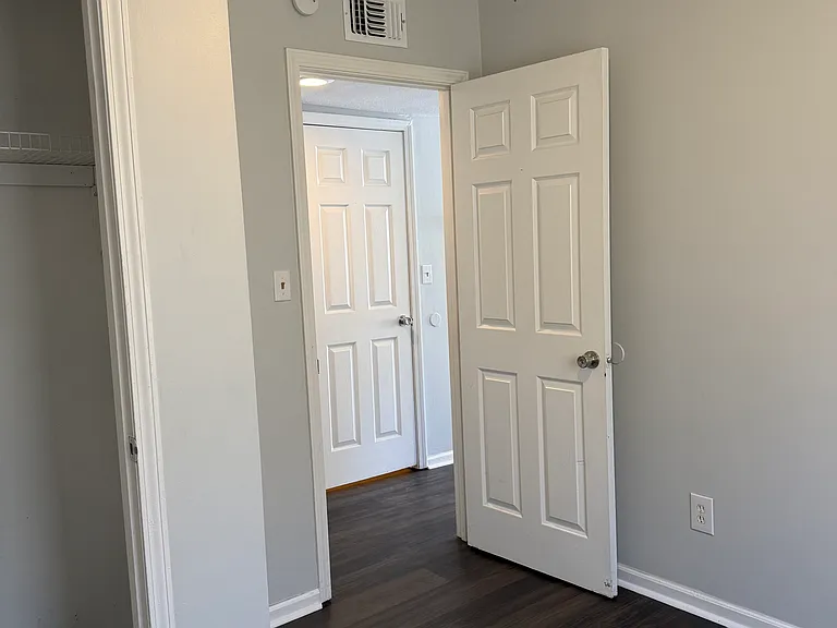 2050 Joseph E Boone Blvd NW #6 — Photo 17