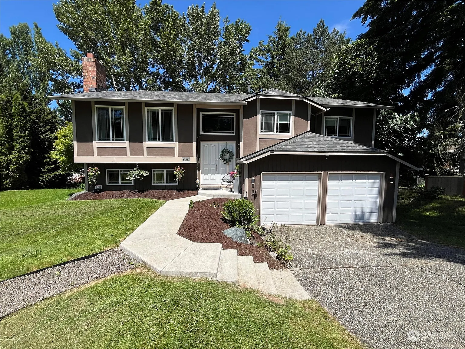5204 154th Avenue NE photo 1