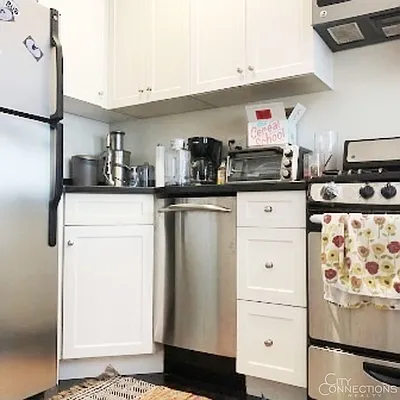 Rented by City Connections Realty | media 35