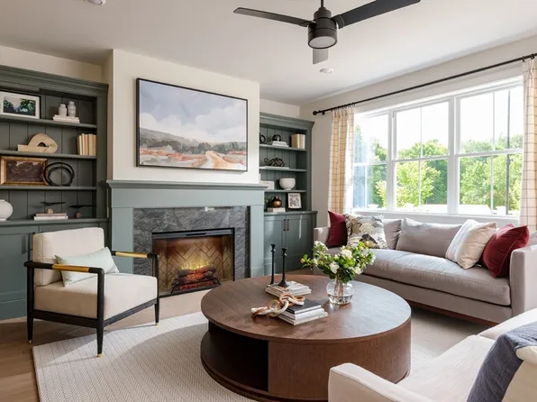 38 Oxbow Rd #19-1, Raynham, MA 02767