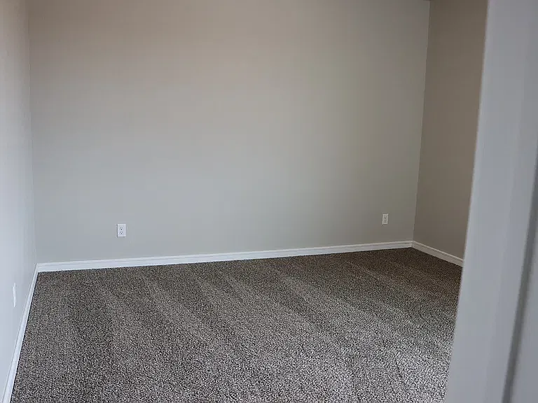 3 bed, 2.5 bath, 1539 sqft, $1,900 — Photo 3