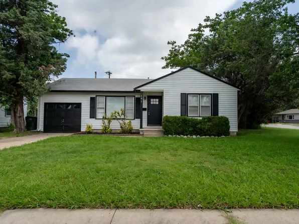 101 W 7th St, Owasso, OK 74055