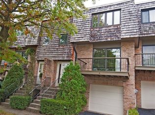 2705 Bingham Dr, Pittsburgh, PA 15241