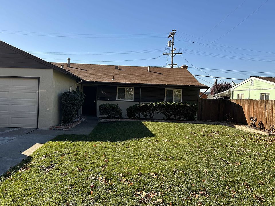 1st image of 1021 Rollingwood Dr
