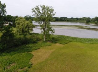 33 Little Long Lake Dr, Hickory Corners, MI 49060