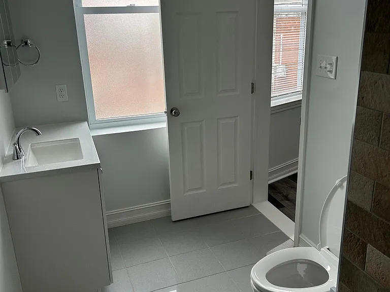 1415 W Allegheny Ave #2 — Photo 30