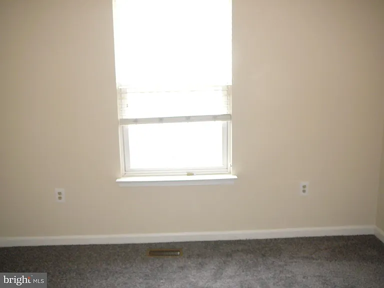 406 Park Cove Dr — Photo 7