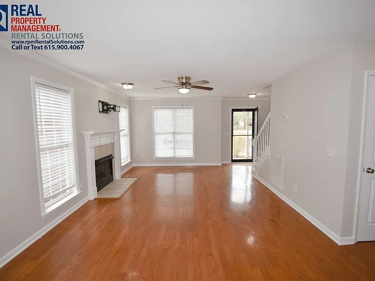 2410 Alexander Blvd — Photo 4