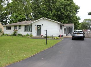 6734 Old Collamer Rd, East Syracuse, NY 13057