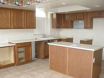 4th image of 7786 W Stella Ave