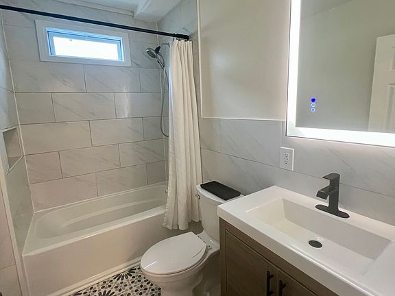 Full bathroom newly remodeled